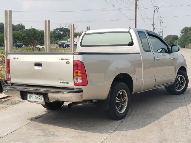 Toyota Hilux Vigo 2004 2.5 E Pickup ดีเซล ไม่ติดแก๊ส เกียร์ธรรมดา เทา รูปที่ 2