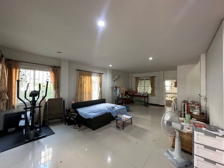 อื่นๆ มีบางส่วน สร้างเสร็จก่อน 2010 ขาย บ้านเดี่ยว วิสต้าวิลล์รังสิต นครนายก คลองหลวง ปทุมธานี Vista Ville 3 Klong 8 รูปที่ 3