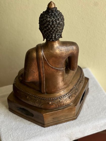 พระบูชาเชียงแสนสิงห์หนึ่ง เนื้อสัมฤทธิ์ หน้าตัก 9 นิ้ว สูง 19 นิ้ว รูปที่ 5