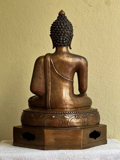 พระบูชาเชียงแสนสิงห์หนึ่ง เนื้อสัมฤทธิ์ หน้าตัก 9 นิ้ว สูง 19 นิ้ว รูปที่ 3