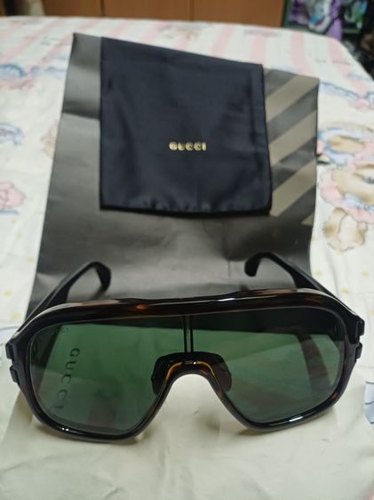 แว่นตากันเเดด Gucci ของแท้รุ่นนิยม