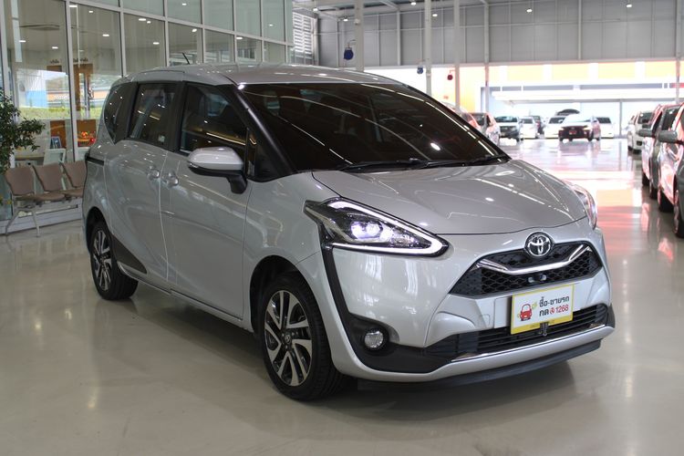 Toyota Sienta 2020 1.5 V Sedan เบนซิน ไม่ติดแก๊ส เกียร์อัตโนมัติ บรอนซ์เงิน รูปที่ 2