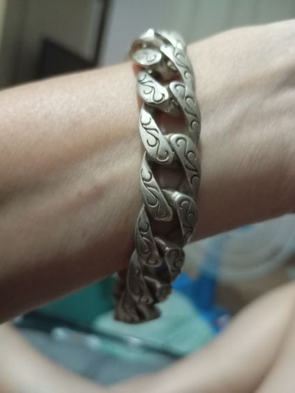 ขายเลสข้อมือ ไม่ทราบวัสดุ มีตอก s925 หนัก 60 กรัม ราคา 850บาท รูปที่ 5