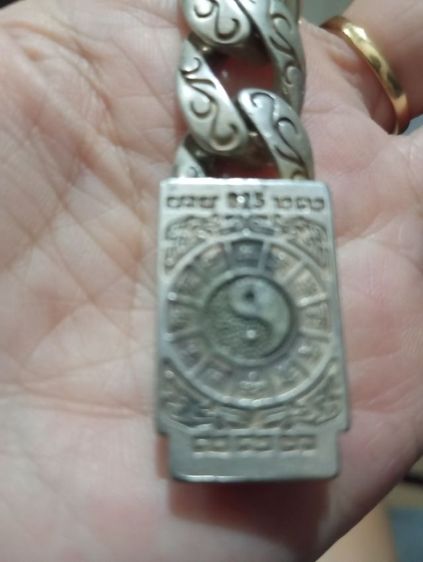 ขายเลสข้อมือ ไม่ทราบวัสดุ มีตอก s925 หนัก 60 กรัม ราคา 850บาท รูปที่ 3