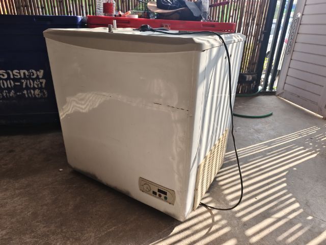 ขายตู้แช่แข็ง Sanden Intercool  8คิว
รุ่น SNG-0233D41B
เย็นจัด -18 ถึง -23°C
ประหยัดไฟ ใช้ไฟบ้าน 220V
เหมาะร้านอาหาร
สภาพดี ใช้งานได้ตามปกติ รูปที่ 5