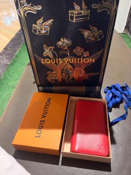 Louis Vuitton Pochette CNY รูปที่ 7