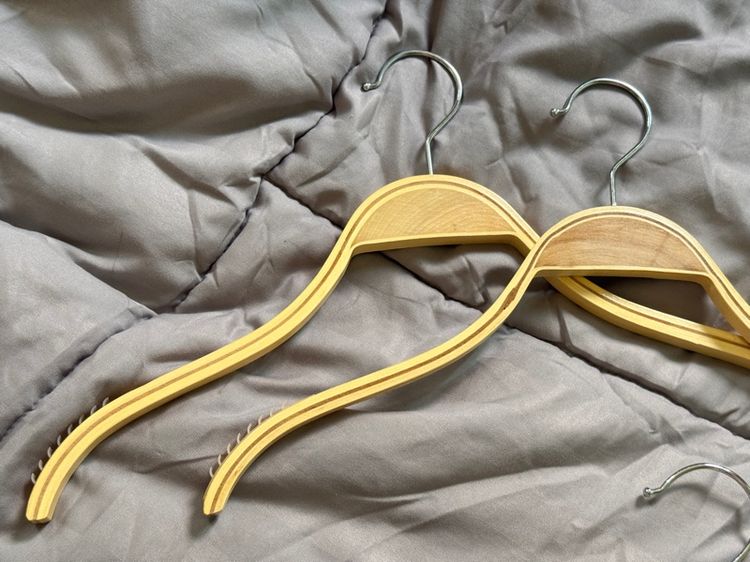 ไม้แขวนเสื้อไม้ รูปที่ 3