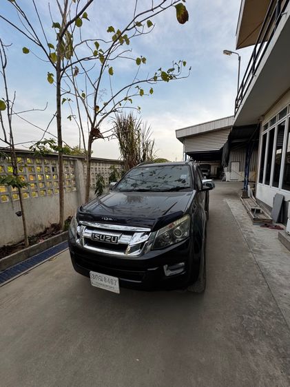 รถ Isuzu D-MAX 1.9 Hi-Lander L สี ดำ
