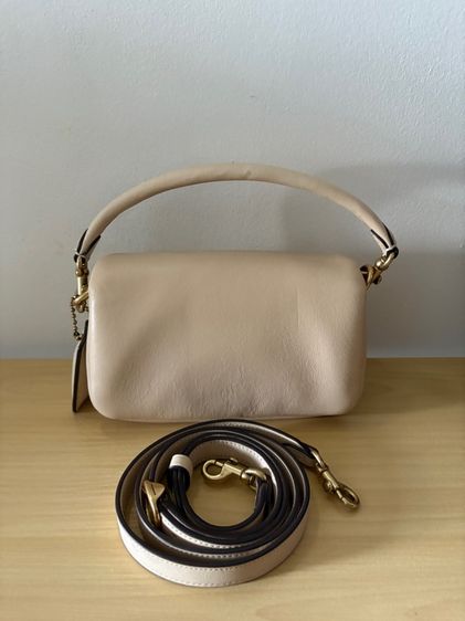 กระเป๋า Coach Tabby Pillow 18 รูปที่ 2