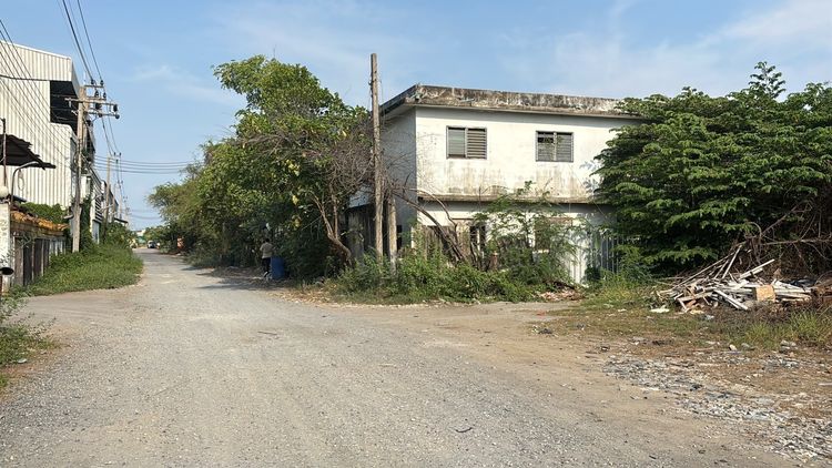 ขาย หรือ ให้เช่า โกดัง 300 ตร.ว. ซอยธนสิทธิ์ 6 สมุทรปราการ