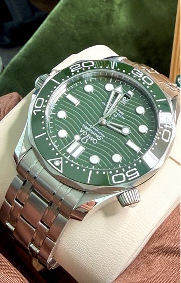 Omega Seamaster Green Diver รูปที่ 5