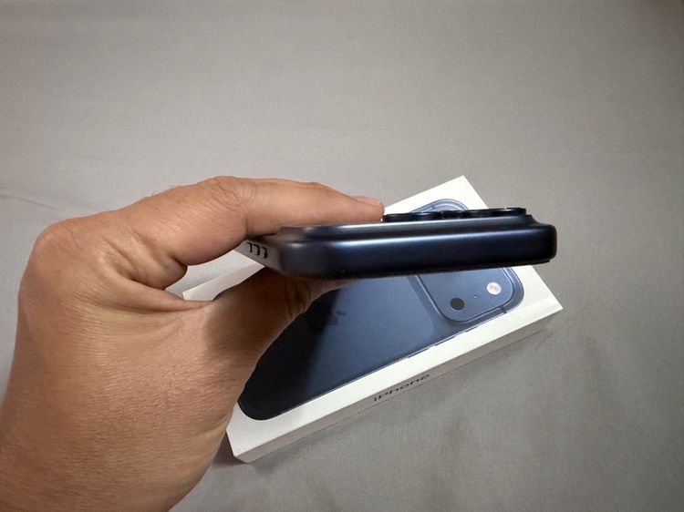 iPhone 17 pro สีบลู 256กิก รูปที่ 6