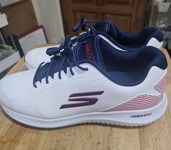 ขายรองเท้ากอล์ฟ SKECHERS Arch Fit GO GOLF Max™ 2  Patriot มือสองเหมือนใหม่ ไซส์ US7.5