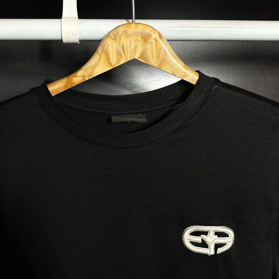 Armani รูปที่ 2