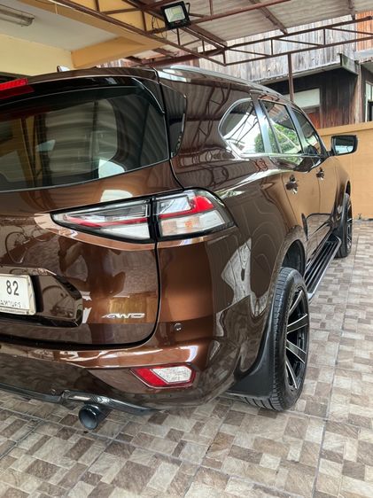 Isuzu MU-X 2022 3.0 Ultimate AT 4WD Sedan ดีเซล น้ำตาล รูปที่ 3