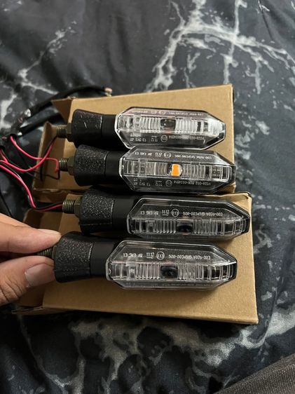 ไฟเลี้ยว LED