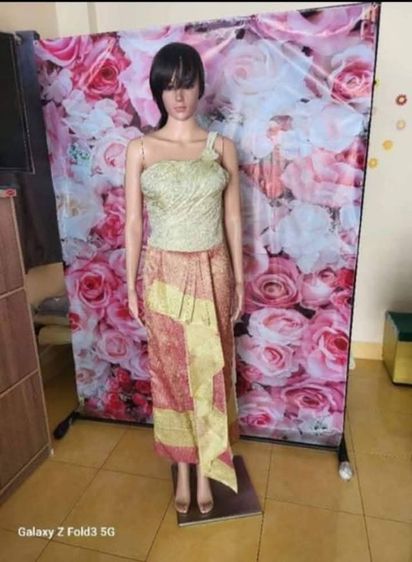 ชุดเจ้าสาวไทยราตรี