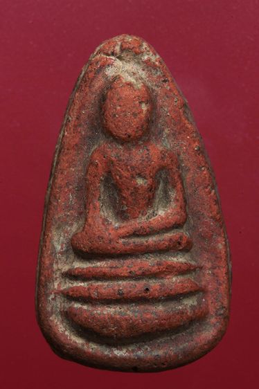 พระลบลำพูนสวยๆค่ะเก่าค่ะ