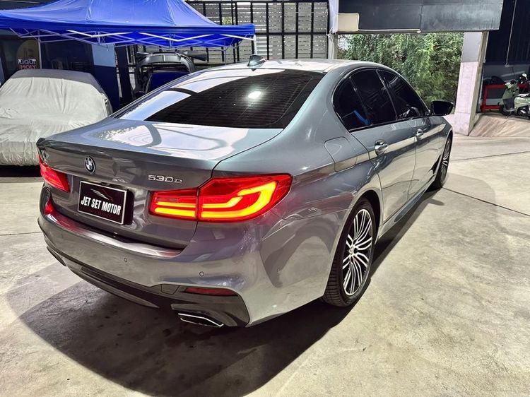 BMW Series 5 2020 530e Sedan ดีเซล ไม่ติดแก๊ส เกียร์อัตโนมัติ เทา รูปที่ 4