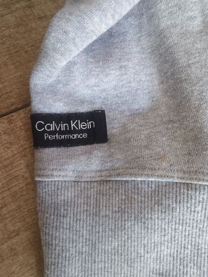 เสื้อ 
Calvin Klein 
Size M รูปที่ 5