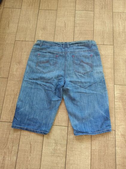 กางเกง 5 ส่วน
M Co
เอว 36 นิ้ว  รูปที่ 2