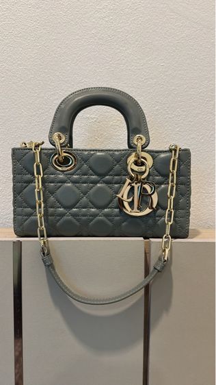 กระเป๋า