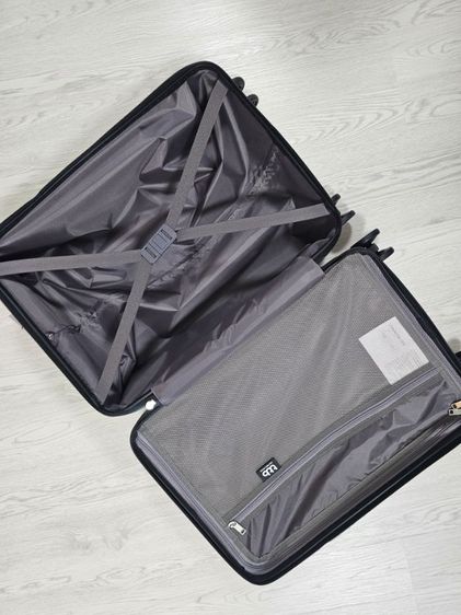 กระเป๋าเดินทาง 20 นิ้ว สีขาว มินิมอล รูปที่ 7