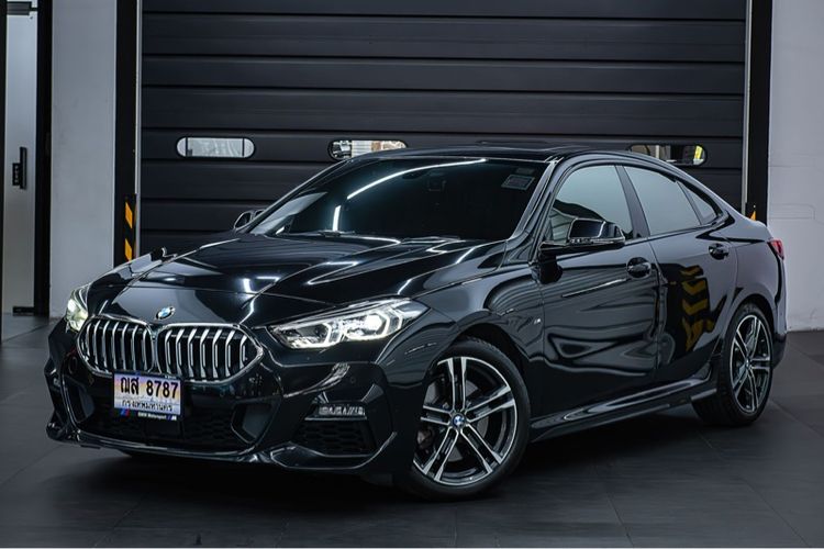 BMW Series 2 2022 220i Sedan เบนซิน ไม่ติดแก๊ส เกียร์อัตโนมัติ ดำ