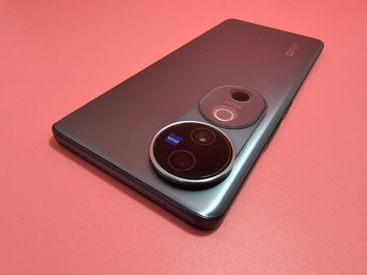 Vivo V40 รูปที่ 8
