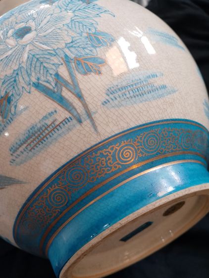 แจกันโบราณลายนกยูง รูปที่ 4