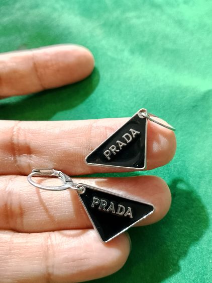 ต่างหู prada