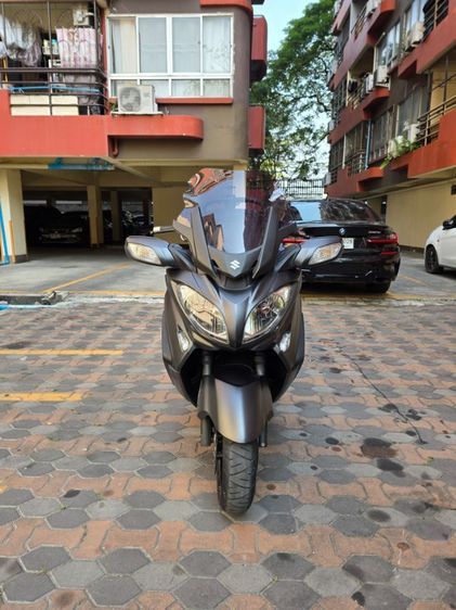 ขออนุญาตพื้นที่ครับ🙏 ขาย Burgman650
สีดุๆดำด้าน สวยๆดีๆ เลขไมล์ 13900 รถไม่เคยล้มแปะ หนืออุบัติเหตุใดๆทั้งสิ้น รถจอดคลุมผ้าในที่ร่มอย่างดี รูปที่ 13