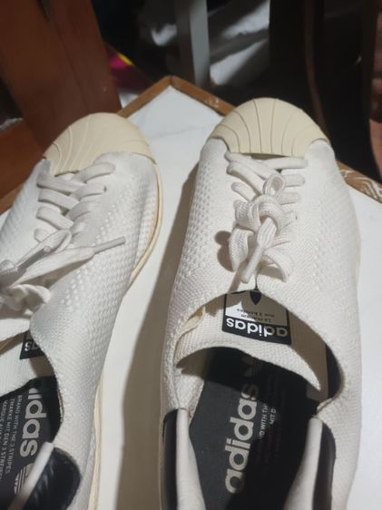 รองเท้า Adidas รูปที่ 2