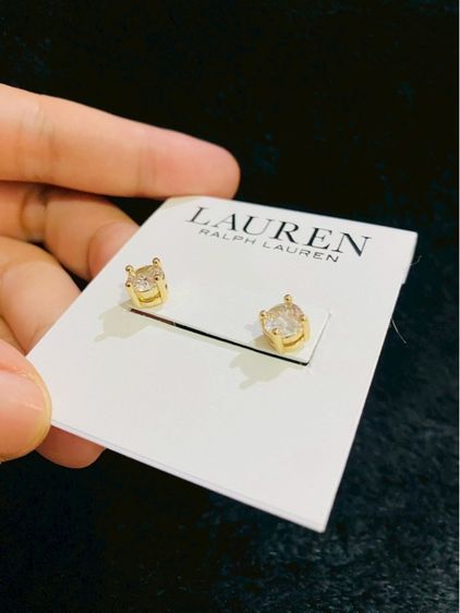 ต่างหูสตั๊ดเพชร CZ ดีไซน์คลาสสิกจาก  Lauren Ralph Lauren รูปที่ 8