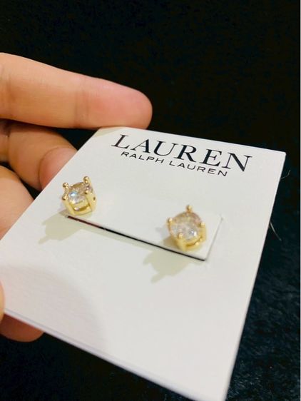 ต่างหูสตั๊ดเพชร CZ ดีไซน์คลาสสิกจาก  Lauren Ralph Lauren รูปที่ 7