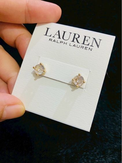 ต่างหูสตั๊ดเพชร CZ ดีไซน์คลาสสิกจาก  Lauren Ralph Lauren รูปที่ 17