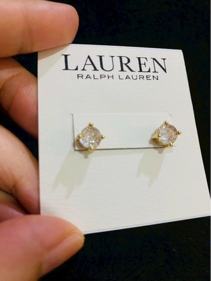 ต่างหูสตั๊ดเพชร CZ ดีไซน์คลาสสิกจาก  Lauren Ralph Lauren รูปที่ 15