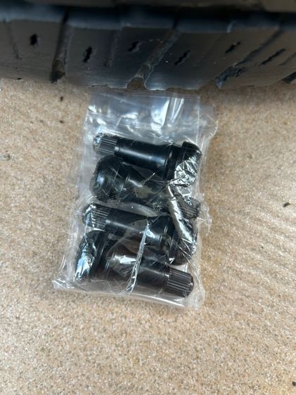 235 70 R16 รูปที่ 12