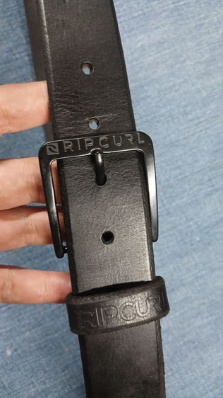 เข็มขัดหนังแท้ RIP CURL
เอว 35 ถึง 39 กว้าง 1.4
ยาวรวมหัว 44.2 หนังหนาสวย
สภาพกริ๊บ  รูปที่ 10