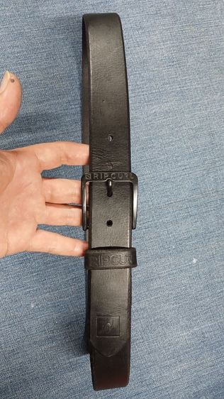 เข็มขัดหนังแท้ RIP CURL
เอว 35 ถึง 39 กว้าง 1.4
ยาวรวมหัว 44.2 หนังหนาสวย
สภาพกริ๊บ  รูปที่ 8