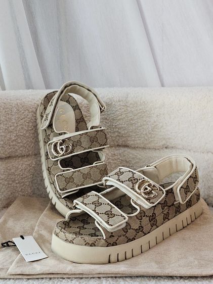Sale จาก 18,900 รองเท้า Gucci sandal size 39 สภาพเหมือนใหม่