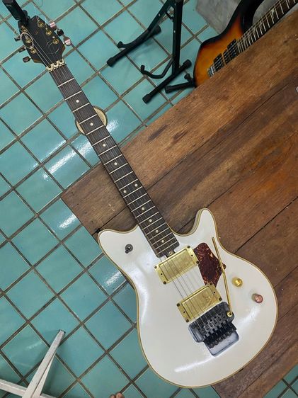 กีตาร์ไฟฟ้า matrixss กีตาร์ floydrose ฟรอยโรส ทรง evh เสียงหนาสไตล์เลสพอล แอมป์ เอฟเฟค ฯลฯ  รูปที่ 2