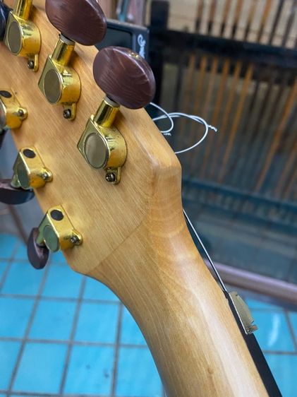 กีตาร์ไฟฟ้า matrixss กีตาร์ floydrose ฟรอยโรส ทรง evh เสียงหนาสไตล์เลสพอล แอมป์ เอฟเฟค ฯลฯ  รูปที่ 4
