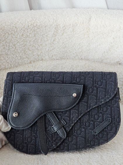 คาดอก dior saddle bag 2019 สภาพดีน้องมาแต่ตัว ใช้ได้ทั้งญ และ ช รูปที่ 2