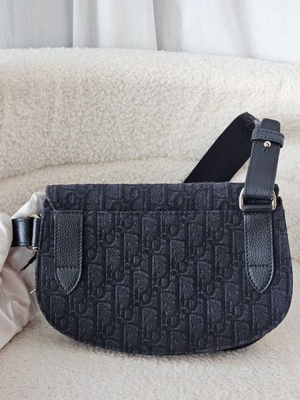 คาดอก dior saddle bag 2019 สภาพดีน้องมาแต่ตัว ใช้ได้ทั้งญ และ ช รูปที่ 3