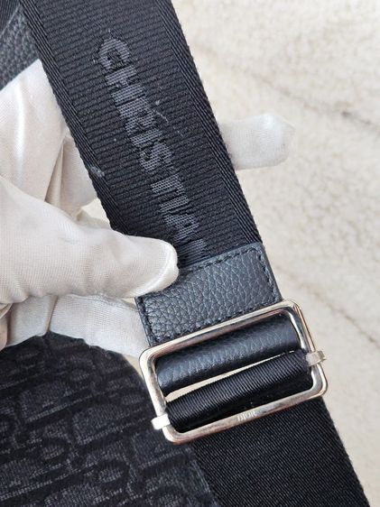คาดอก dior saddle bag 2019 สภาพดีน้องมาแต่ตัว ใช้ได้ทั้งญ และ ช รูปที่ 11