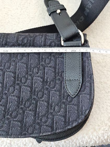 คาดอก dior saddle bag 2019 สภาพดีน้องมาแต่ตัว ใช้ได้ทั้งญ และ ช รูปที่ 12