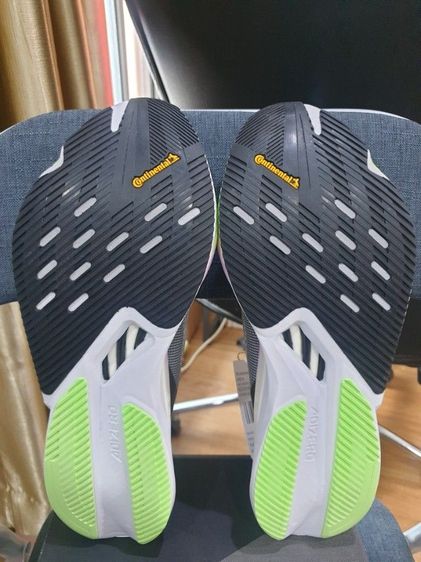 ADIDAS ADIZERO BOSTON 12 ของแท้ มือ 1 ของใหม่เก่าเก็บ อาจมีรอยหลุดตาบ้างเล็กน้อย แต่ยังไม่ผ่านการใช้งาน ออก Shop ไทย รูปที่ 10