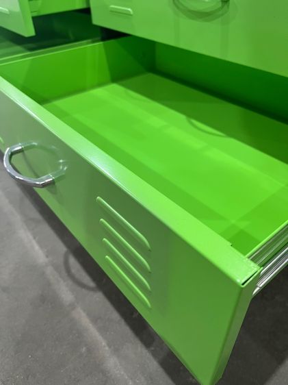 ตู้เหล็กลิ้นชัก 4 ลิ้นชัก SURE สีเขียว รูปที่ 11