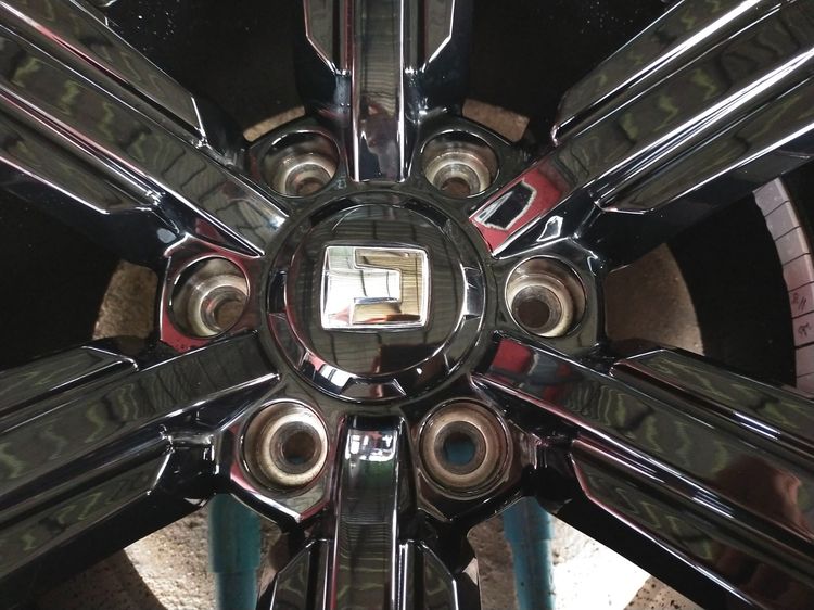 แม็กขอบ17 กว้าง8 et36 สีเดิม ใส่d-max เรนเจอร์ bt50 ไทรทัน รูปที่ 5